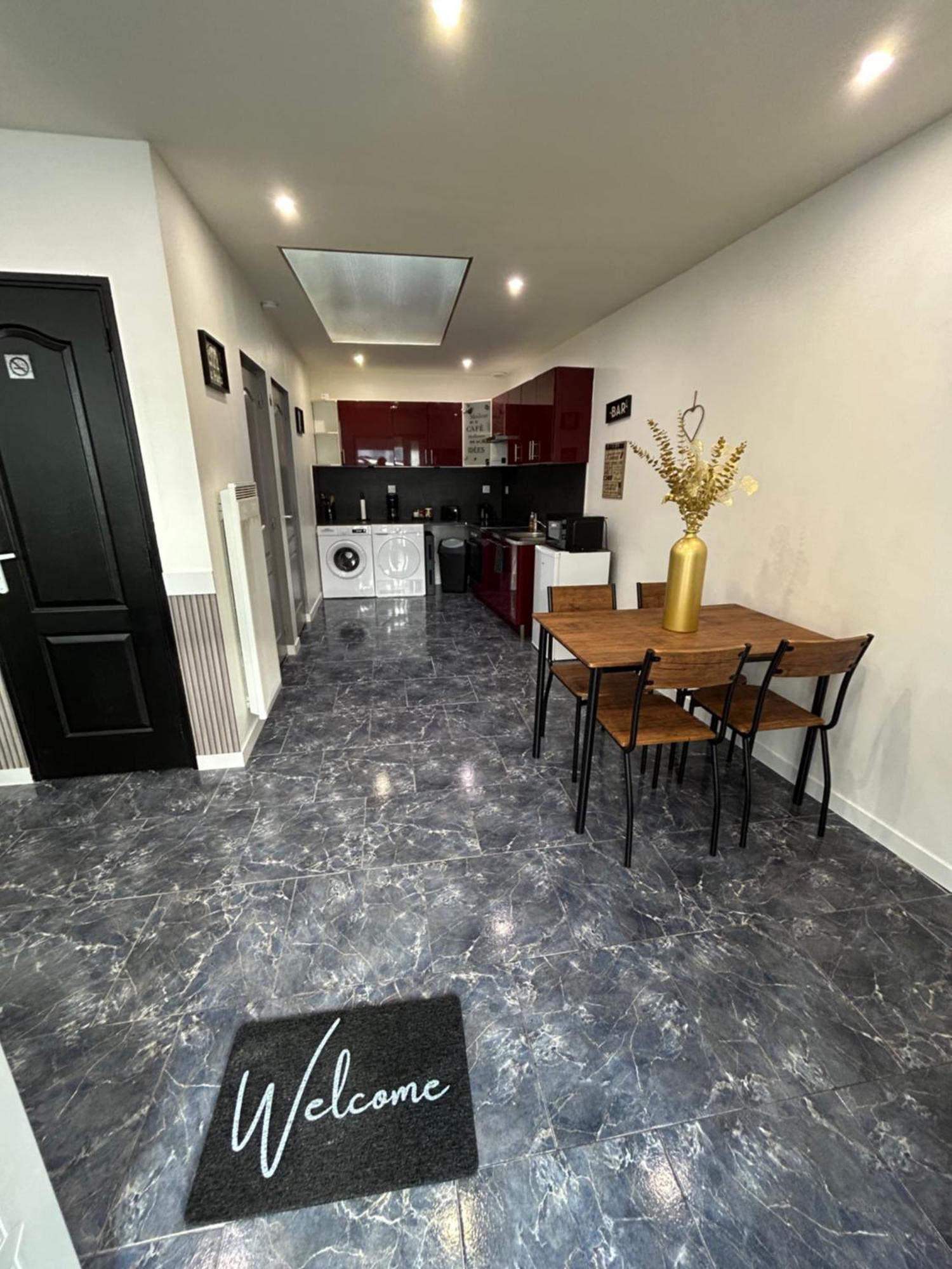 Vila Maison Chez Graz & Virg Calais Exteriér fotografie
